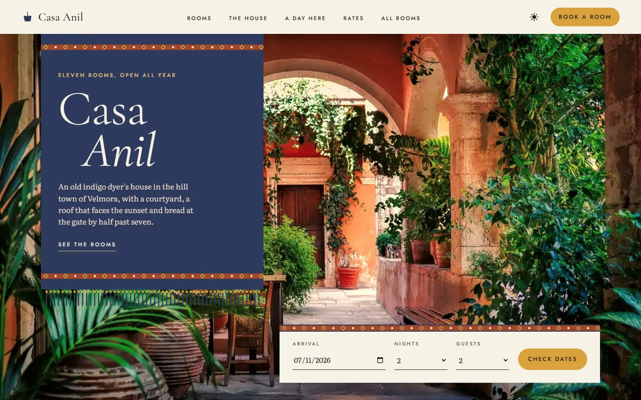 Casa Anil home page, light theme